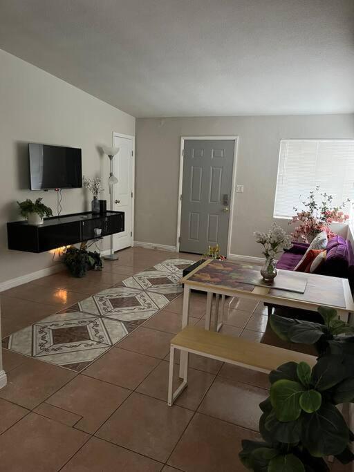Vegas Fun Spot Apartment Las Vegas Bagian luar foto