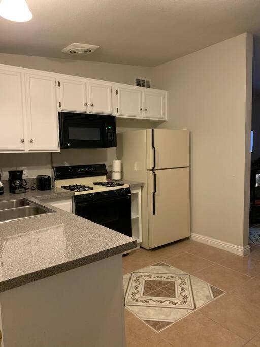 Vegas Fun Spot Apartment Las Vegas Bagian luar foto